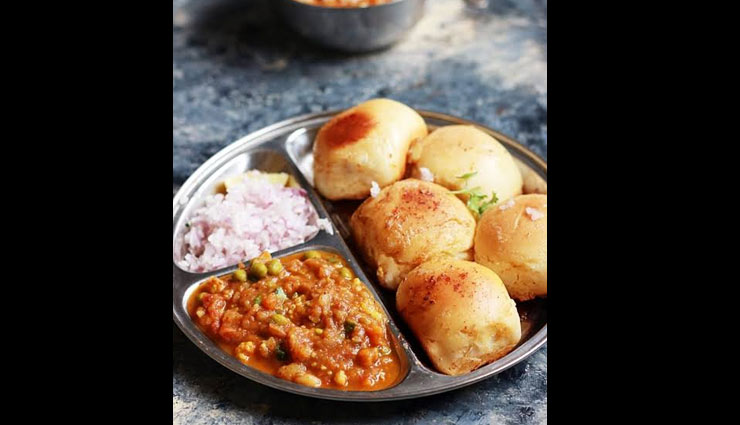 street style pav bhaji,pav bhaji recipe,snacks recipe,north indian recipe