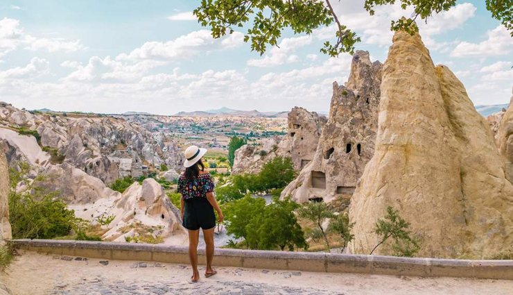 4 Must Try Go To Walking Tours Around The World