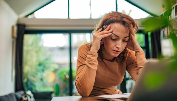 valerian oil for pregnancy,natural remedies for pregnancy insomnia,benefits of valerian oil for pregnant women,how valerian oil can help during pregnancy,pregnancy-safe essential oils,using valerian oil for anxiety during pregnancy,sleep aids for pregnant women,relieving stress with valerian oil,valerian root benefits during pregnancy,herbal remedies for pregnancy-related sleep issues