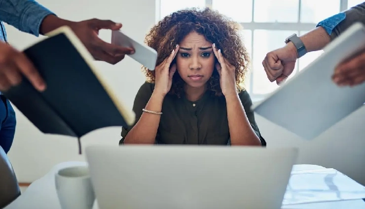 postpartum hair loss,telogen effluvium after pregnancy,hair fall after delivery,postnatal hair care,new mom hair loss,natural remedies for hair fall,hormonal hair loss,pregnancy hair shedding,hair regrowth after pregnancy,stop hair fall after childbirth