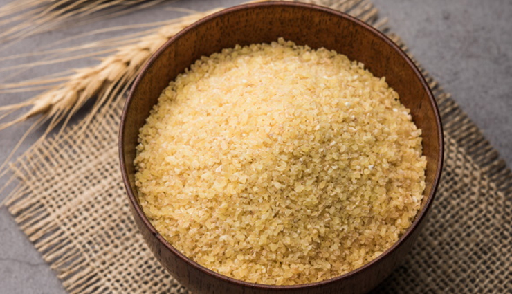 strawberry will help in keeping the skin young use these face packs,beauty tips,beauty hacks