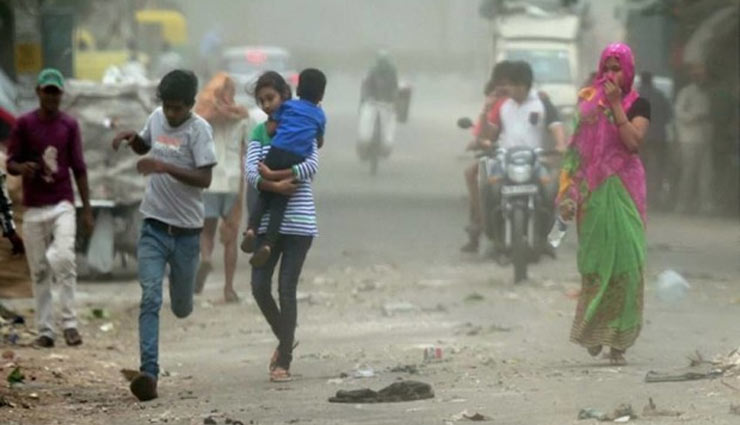 आंधी का कहर: पूरे देश में बरपाया कहर अब तक 83 लोगों की मौत