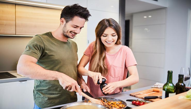 relationship tips,relationship tips in hindi,fight in a relationship,how to make relationship strong