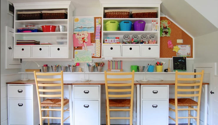 इस तरह रखें स्टडी टेबल को व्यवस्थित, लगेगा पढ़ाई में मन