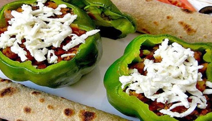 आसानी से बनाए 'भरवां पनीर शिमला मिर्च', देती हैं बेहतरीन स्वाद #Recipe