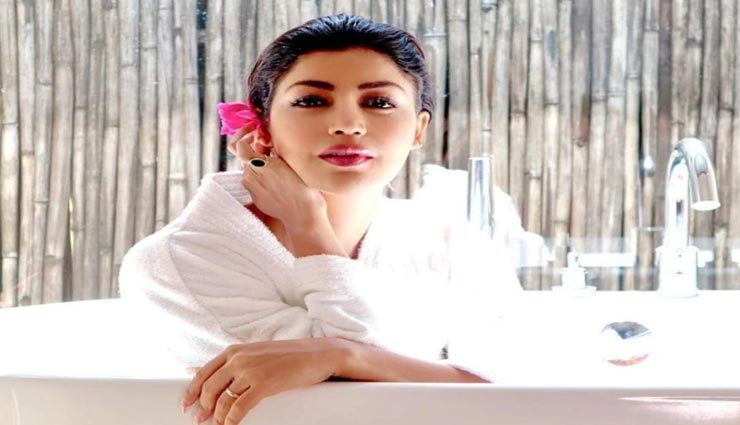 beauty tips,beauty tips in hindi,milk and honey bath,beautiful skin,skincare tips