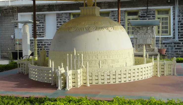 stupas in india,12 stupas in india,india,the great stupa,sanchi,madhya pradesh,dhamek stupa,sarnath,uttar pradesh,shanti stupa,leh,jammu,and kashmir,chaukhandi stupa,sarnath,uttar pradesh,ramabhar stupa,kushinagar uttar pradesh,animesh lochan stupa,bodhgaya,bihar,namgyalma stupa,dharamsala,himachal pradesh,anathapindika stupa,shravasti,angulimala stupa,shravasti,shanti stupa,dhauli giri,odisha,amaravati stupa,andhra pradesh,clement town stupa,dehradun,uttarakhand