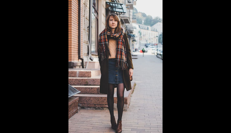 denim skirt,styling denim skirt,fashion tips,latest fashion trends