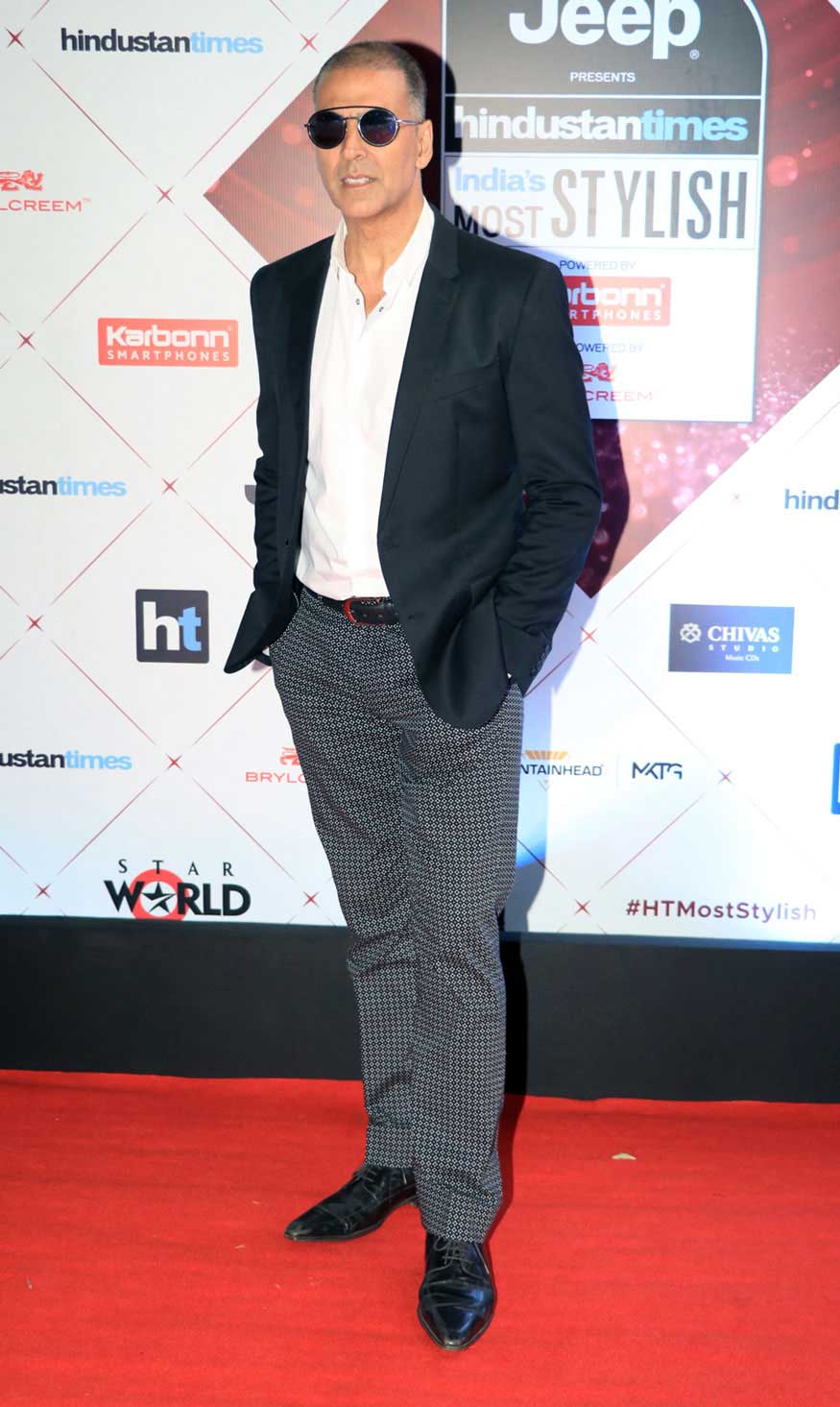 ht most stylish awards 2018,deepika paduone,shahid kapoor,bollywood celebrities,pics,entertainment news