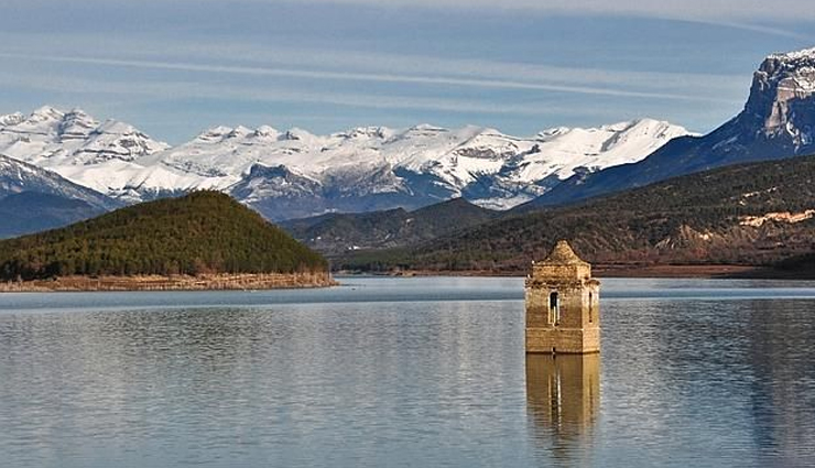 submerged cities of the world,least known submerged cities of the world,sicheng,china,kalyazin,russia,sant roma de sau,spain,mediano,spain,port royal,jamaica