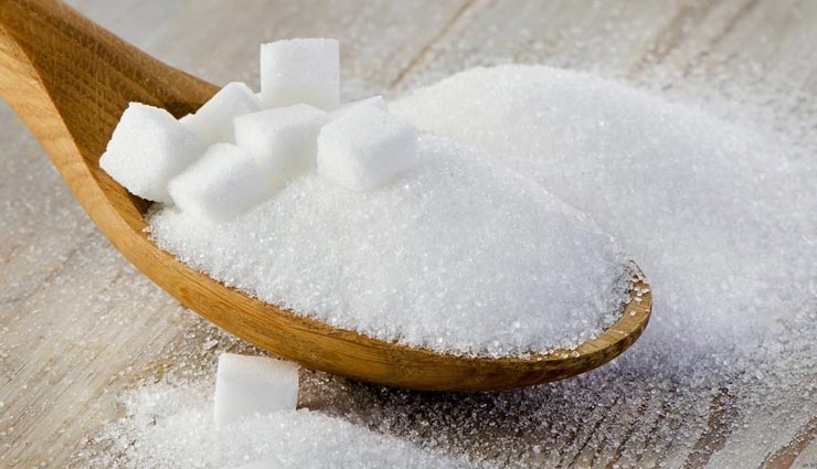 get rid of black elbow and knees,home remedies to get rid of dark elbow,home remedies for dark knees,skin care tips,beauty tips,hands care tips,legs care tips