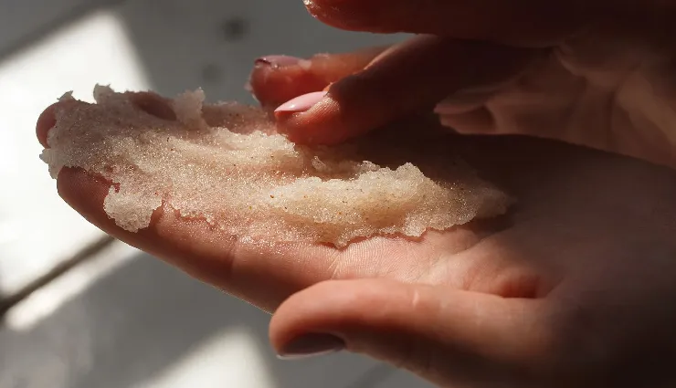 cinnamon for skin,acne treatment,natural skincare,reduce blemishes,anti-inflammatory spice,antioxidant benefits,youthful skin,improve blood circulation,diy skincare remedies,clear skin,radiant skin