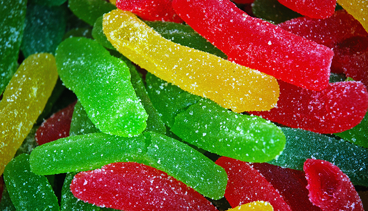 homemade teeth whitening solutions,teeth whitening tips,remove teeth stains naturally,brighten teeth at home,diy dental care,best natural teeth whiteners,safe teeth whitening remedies,whitening yellow teeth naturally,teeth brightening at home,organic teeth whitening methods