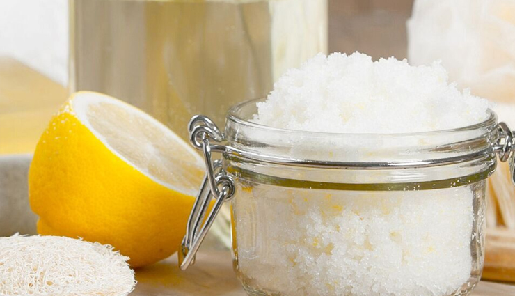 diy and easy face scrubs for oily skin in summers,mates and me,relationship tips