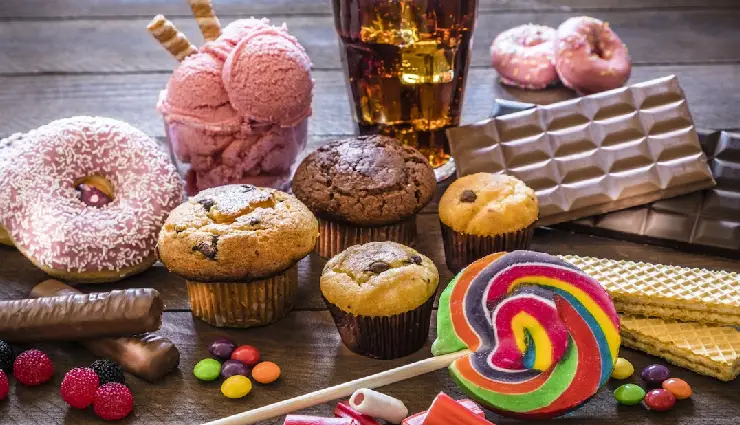 high blood pressure diet,foods to avoid hypertension,hypertension management,heart health tips,blood pressure control,sodium-rich foods to avoid,high bp diet plan,foods that raise blood pressure,heart disease prevention,healthy diet for hypertension