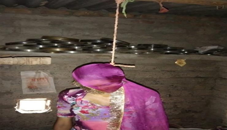 बाड़मेर : मायके में आकर महिला ने फांसी का फंदा लगा की आत्महत्या, बाहर चौक में सो रहे थे घरवाले 