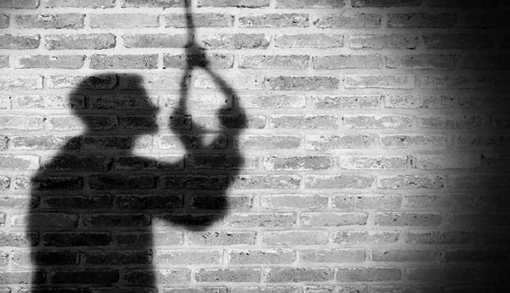 लाडनूं : पीपल के पेड़ पर फंदे से लटका मिला घर से लापता हुए युवक का शव
