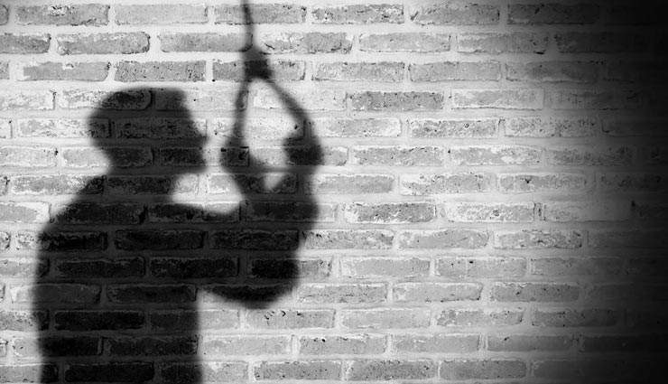नागौर : पेड़ पर फंदे से लटका मिला खेत की कहकर घर से निकले युवक का शव, 6 महीने से पत्नी नहीं थी साथ