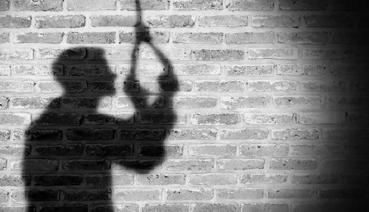 बांसवाड़ा : बदबू आने पर हुआ युवक की मौत का खुलासा, फंदे से लटककर की आत्महत्या