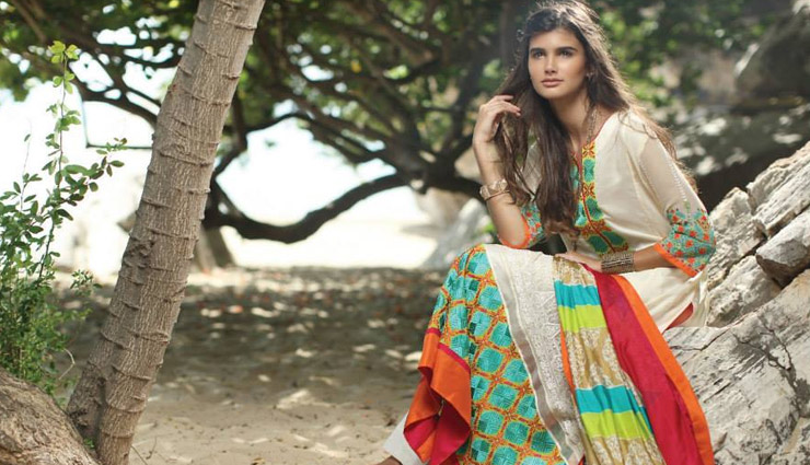 women suit styling tips for winters,winter fashion tips for women,women fashion tips,fashion trends for winters