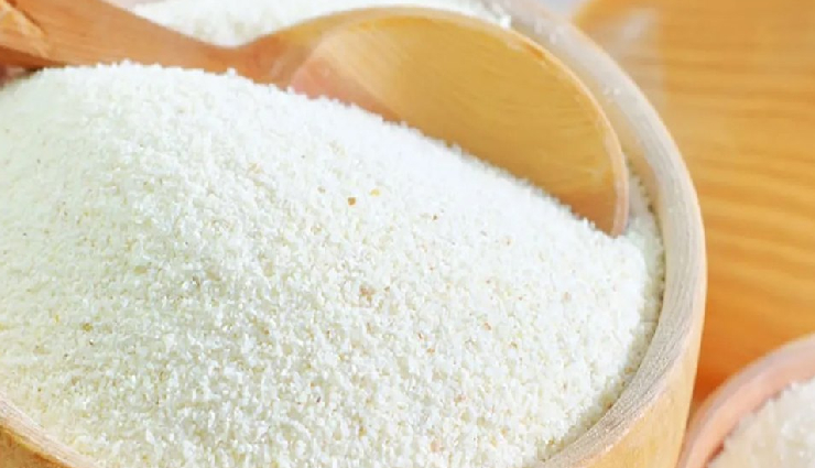 chandrakala gujhiya,chandrakala gujhiya ingredients,chandrakala gujhiya recipe,chandrakala gujhiya festival,chandrakala gujhiya bihar,chandrakala gujhiya north india