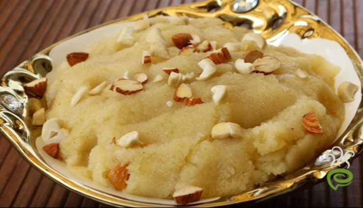 दशहरा स्पेशल : त्योहार पर जरूरी है मीठा, बनाए स्वादिष्ट 'सूजी का हलवा' Recipe दशहरा स्पेशल : त्योहार पर जरूरी है मीठा, बनाए स्वादिष्ट 'सूजी का हलवा' Recipe