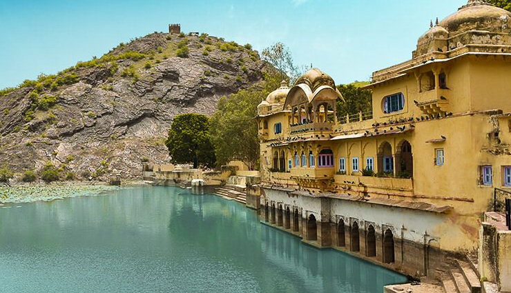things to do in bundi rajasthan,bundi rajasthan attractions,top places to visit in bundi,bundi tourist spots,bundi sightseeing,taragarh fort bundi,bundi palace rajasthan,stepwells in bundi,bundi utsav festival,shopping in bundi rajasthan