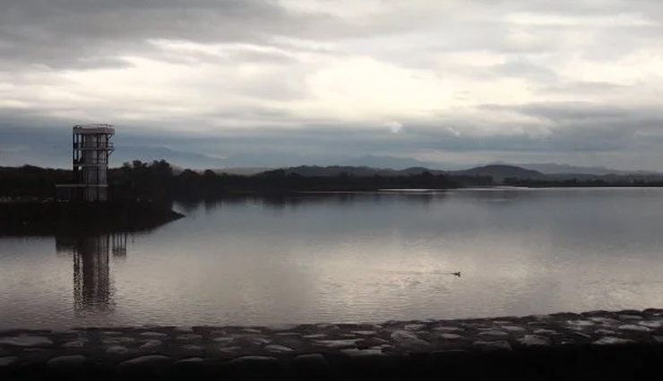 chandigarh attractions,haunted places in chandigarh,chandigarh ghost stories,chandigarh tourism spots,explore chandigarhs haunted history,must-visit places in chandigarh,chandigarhs spooky sites,chandigarh travel guide,unveiling chandigarhs paranormal mysteries,top tourist destinations in chandigarh