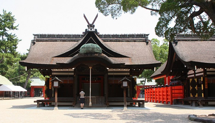 japan,beautiful shrines to visit in japan,japan travel,japan tourism,tourist places in japan,japan travel,places to visit in japan,holidays,travel guide