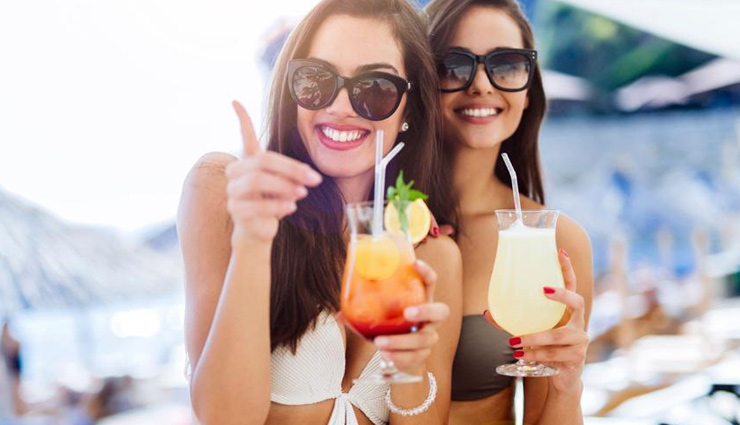 6 Cooling Drinks That Help To Beat Summer Heat