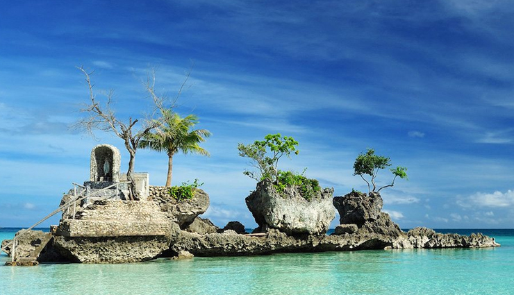 6 Endless Summer Destinations To Visit Any Time of The Year