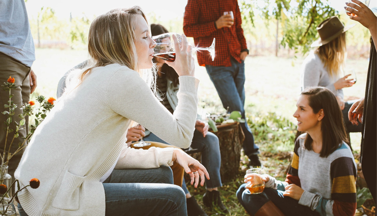 How To Throw The Perfect Summer Outdoor Party