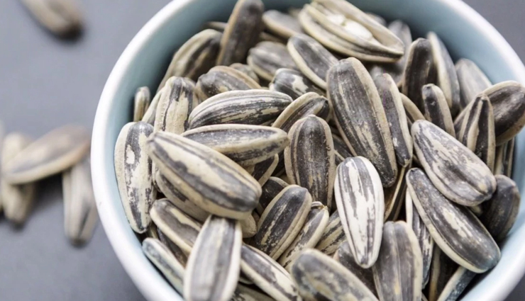 बढ़ गया है कोलेस्ट्रॉल, तो तुरंत डाइट में शामिल करे इन 25 चीजों को foods to lower bad cholesterol,cholesterol-lowering foods,diet to reduce bad cholesterol,foods that decrease ldl cholesterol,low cholesterol diet foods,cholesterol-lowering diet plan,foods that lower ldl cholesterol,heart-healthy cholesterol-lowering foods,natural ways to reduce bad cholesterol,diet for reducing high cholesterol,low-cholesterol foods to eat,foods that lower cholesterol levels,healthy eating for lower cholesterol,high-fiber foods for lowering cholesterol,cholesterol-lowering superfoods,बुरे कोलेस्ट्रॉल को कम करने वाले आहार,कोलेस्ट्रॉल को कम करने वाले फूड्स,लो-डेंसिटी लिपोप्रोटीन (ldl) को कम करने वाले आहार,कोलेस्ट्रॉल घटाने वाले डाइट,बुरे कोलेस्ट्रॉल को कम करने वाला खाद्य,कोलेस्ट्रॉल कम करने वाले अन्नप्रोद्योगीक आहार,कोलेस्ट्रॉल को कम करने वाले खाद्य सामग्री,दिल के लिए स्वस्थ आहार बुरे कोलेस्ट्रॉल के लिए,बुरे कोलेस्ट्रॉल को कम करने का सरल उपाय,कोलेस्ट्रॉल कम करने वाले खाद्य तत्व