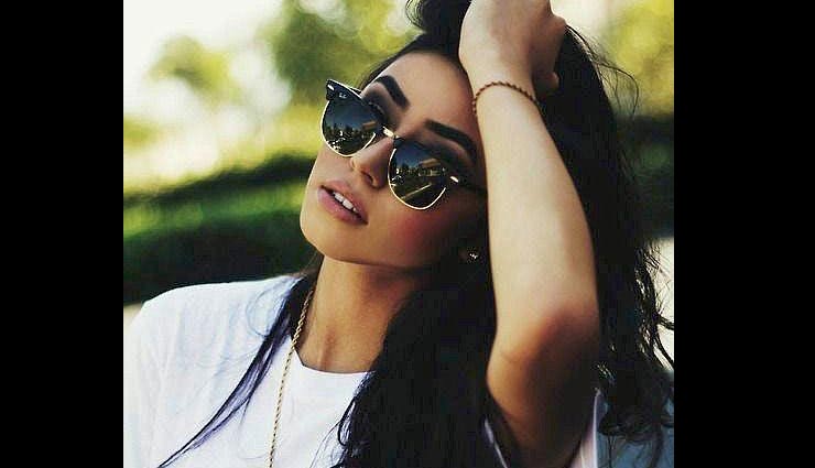 sunglasses,sunglasses according to face shape,fashion tips,latest fashion trends,latest sunglasses trends