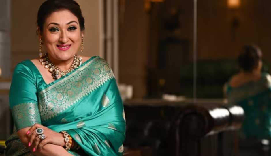 गोविंदा की पत्नी सुनीता ने खोला यूट्यूब चैनल, पहुंचीं मंदिर, बोलीं-जो भी मेरे परिवार को नुकसान पहुंचाने की कोशिश करेगा… govinda,actor govinda,sunita ahuja,govinda sunita,sunita ahuja youtube channel,sunita vlog,sunita govinda,sunita kali mata mandir,farah khan,sunita troll