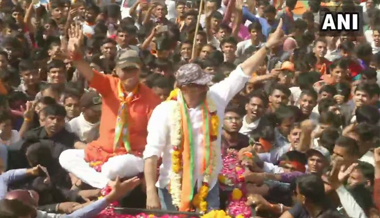 VIDEO सनी देओल के रोड शो में लगे 'हिंदुस्तान जिंदाबाद' के नारे