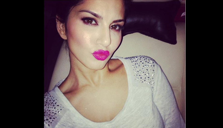 Kareena Kapoor Khan,deepika padukone,priyanka chopra,sunny leone,alia bhatt,sonam kapoor,sonakshi sinha,sonakshi sinha,bollywood pouts