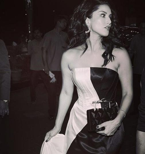 bollywood,sunny leone,sunny leone photo,sunny leone pics