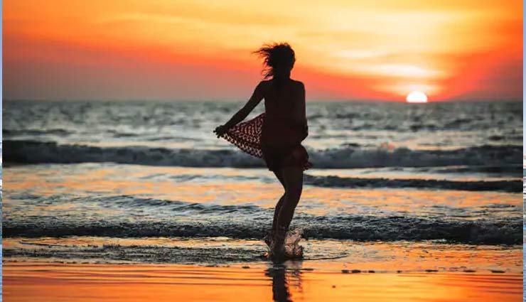 famous sunset points of india,sunset points of india,sunset points,karnatka sunset point,goa sunset,kanyakumari sunset,dal lake kashmir sunset,odissa  sunset