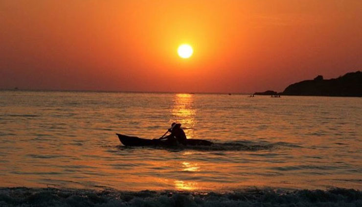 breathtaking sunset points,sunset points in india,india,radhanagar beach havelock island,andaman,sunset point kanyakumari,tamil nadu,sunset on alleppey beach,kerala,sunset point agumbe,karnataka,sunset at palolem beach,goa