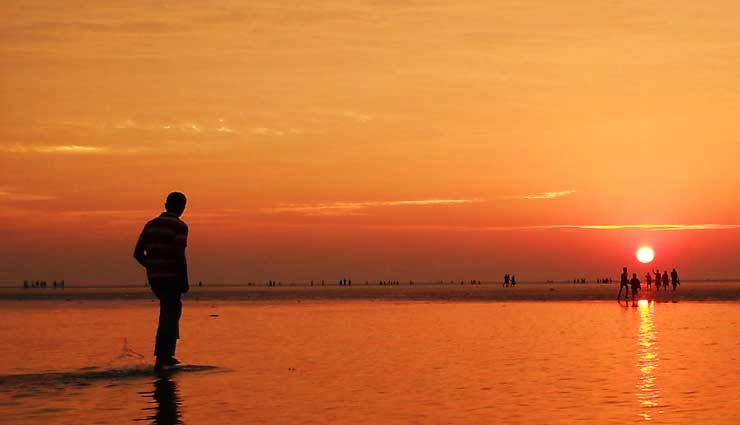 famous sunset points of india,sunset points of india,sunset points,karnatka sunset point,goa sunset,kanyakumari sunset,dal lake kashmir sunset,odissa  sunset