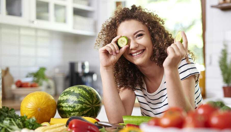 महिलाओं के लिए ये 10 आहार बनते हैं सुपरफूड, बनी रहेगी अच्छी सेहत 