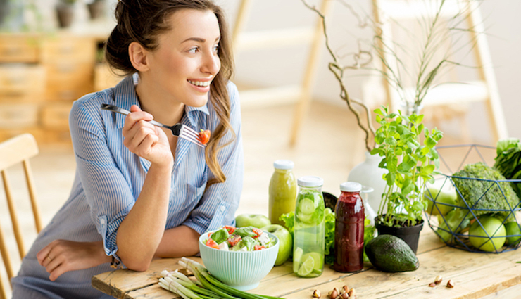 6 Superfoods Women Must Eat