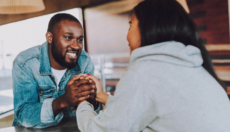 friends with your ex,transition from romance to friendship,breakup friendship,emotional intelligence in relationships,post-breakup relationships,becoming friends with an ex,setting boundaries with an ex,navigating friendship after breakup,healthy relationships after breakup,handling ex relationships