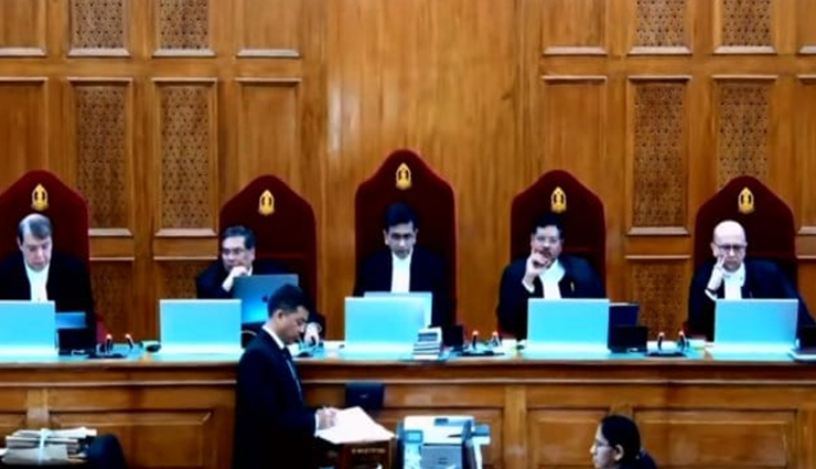 चुनावी बांड मामला: SC ने खारिज की SBI की समय सीमा बढ़ाने की याचिका, 24 घंटे में जानकारी देने के निर्देश