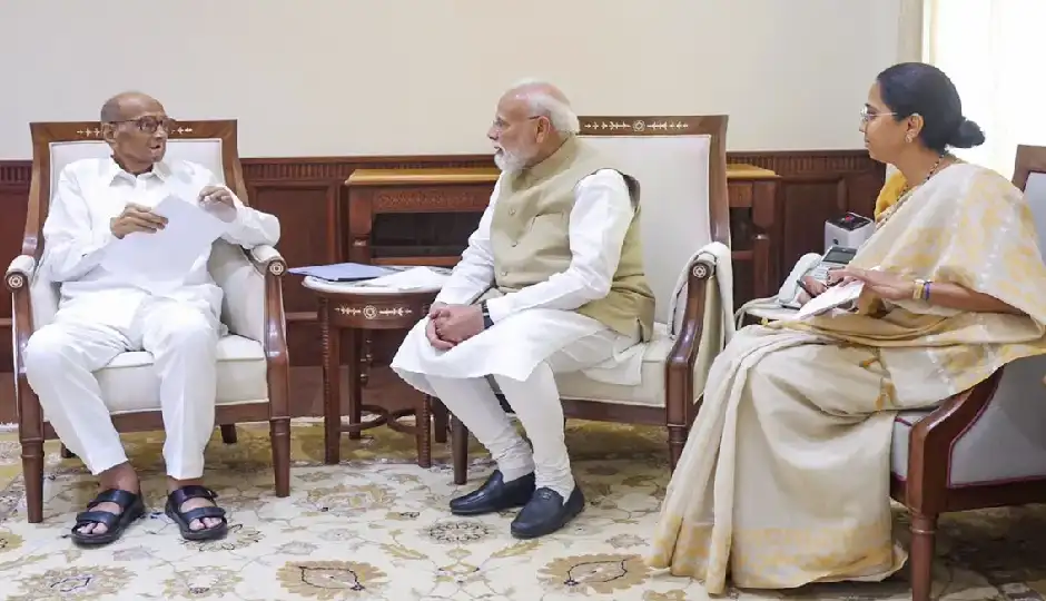 PM मोदी से मिलीं सुप्रिया सुले, NCP के 8 सांसद भी रहे मौजूद; परिसीमन बिल को लेकर बढ़ीं सियासी चर्चाएं