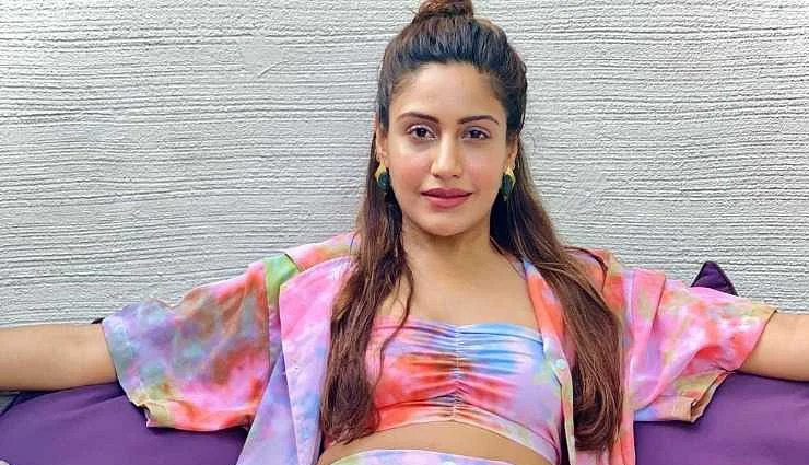 surbhi chandna,surbhi chandna photos,surbhi chandna hot photos,surbhi chandna bikini photos,tv naagin surbhi chandna photos,entertainment,tv actress surbhi chandna photo