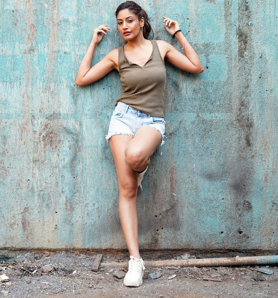 surbhi chandna,surbhi chandna viral photoshoot,surbhi  chandna latest photos,surbhi chandna hot photos,surbhi chandna news,entertainment,bollywood news