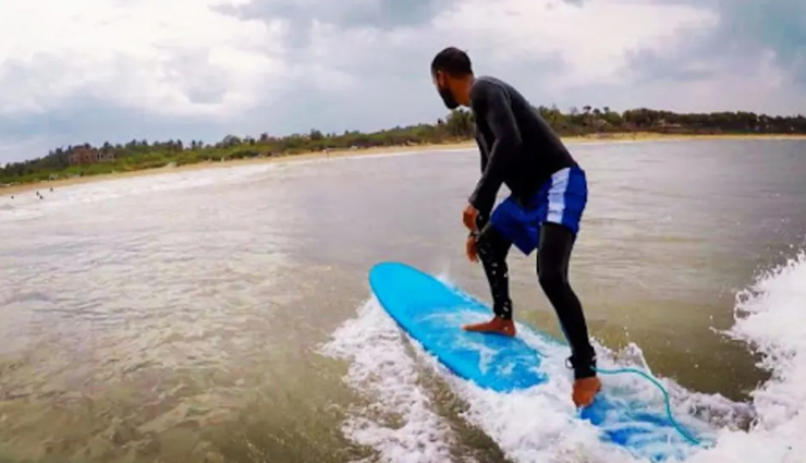 surfing,places for surfing in india,india,adventure activities in india,kovalam beach,kerala,mahabalipuram,tamil nadu,pondicherry,varkala,kerala,gokarna,karnataka