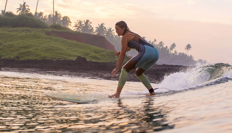 surfing,places for surfing in india,india,adventure activities in india,kovalam beach,kerala,mahabalipuram,tamil nadu,pondicherry,varkala,kerala,gokarna,karnataka